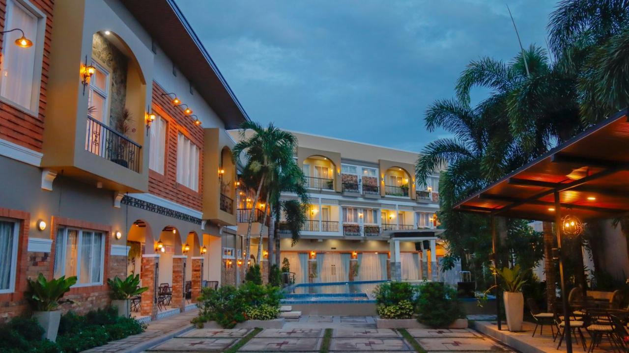 Ragazzi Resort Hotel Naga  Zewnętrze zdjęcie