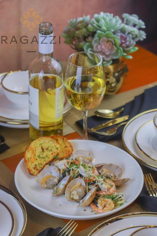 Ragazzi Resort Hotel Naga  Zewnętrze zdjęcie